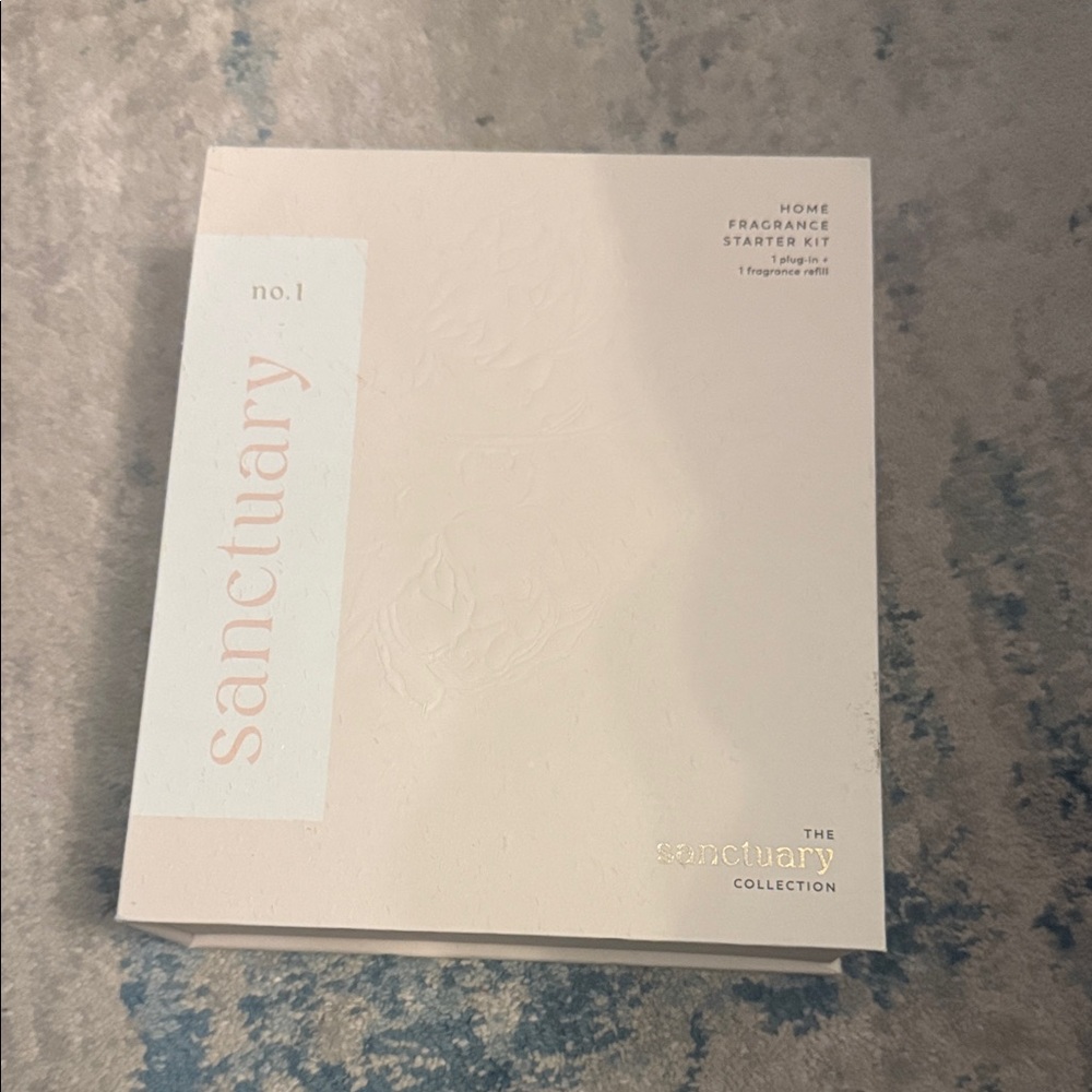 Altar'd State Sanctuary Fragrance Set in Cream and White